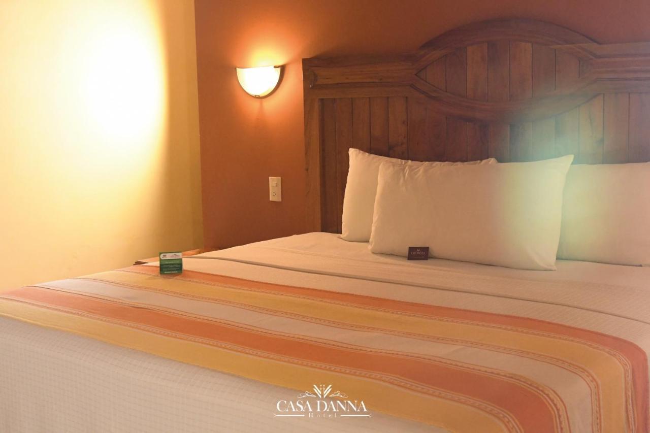 Hotel Casa Danna Colima Room photo